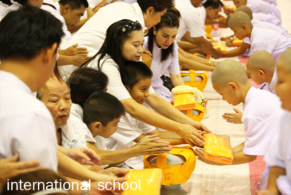 สามเณรโรงเรียนนานาชาติ รุ่นที่ 14 Summer Program อบรมระหว่างวันที่ 6 -27 กรกฎาคม พ.ศ. 2568