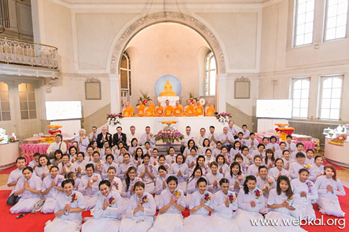 วารสาร , อยู่ในบุญธันวาคม , อานิสงส์แห่งบุญ , นิตยสาร , หนังสือธรรมะ , วัดพระธรรมกาย , ข่าวบุญต่างประเทศ